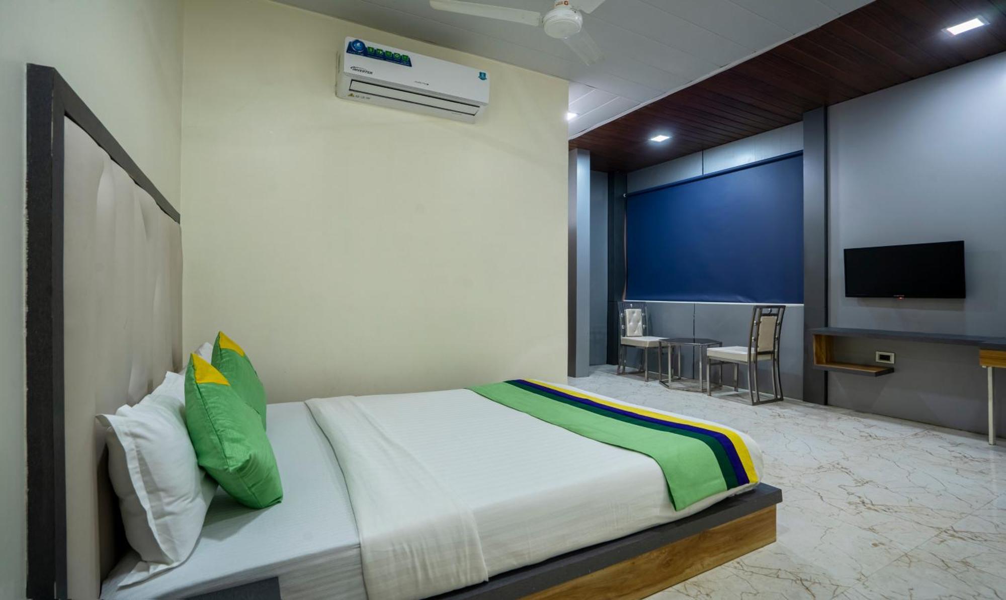 Hotel Treebo Zaid International Powai Bombay Esterno foto